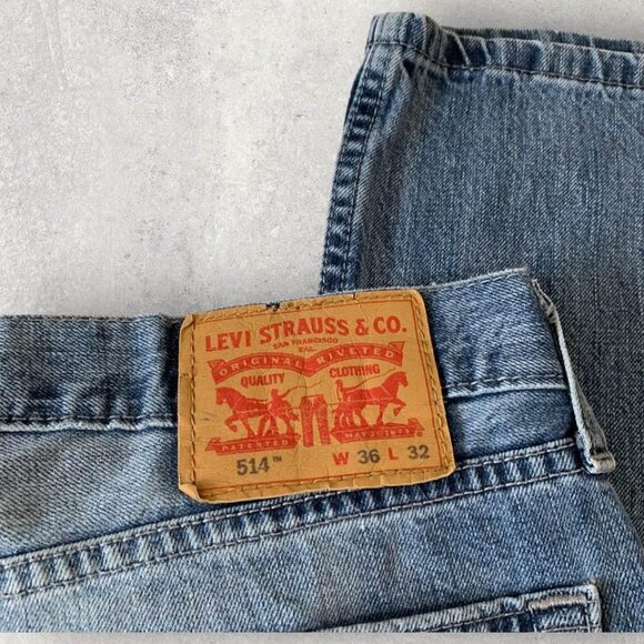 Levi’s 514 Jeans Men’s Size 36x32 Straight Fit Modern Style &amp; Comfort Denim - Picture 3 of 9